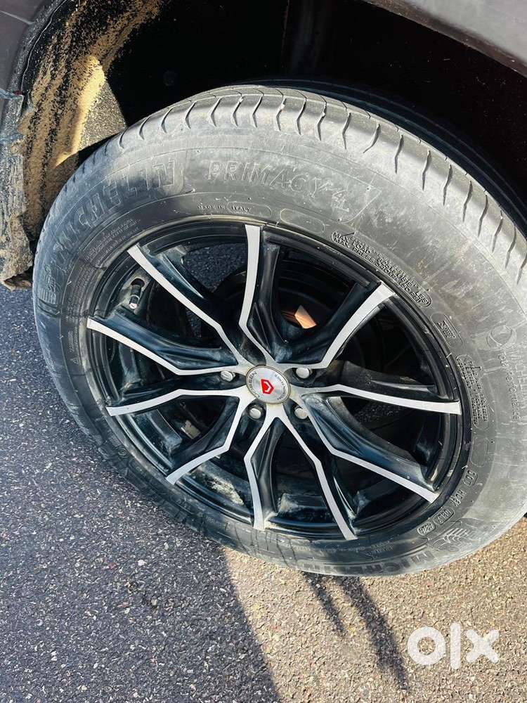 Maruti Suzuki Brezza 2017 Diesel 65000 Km Driven