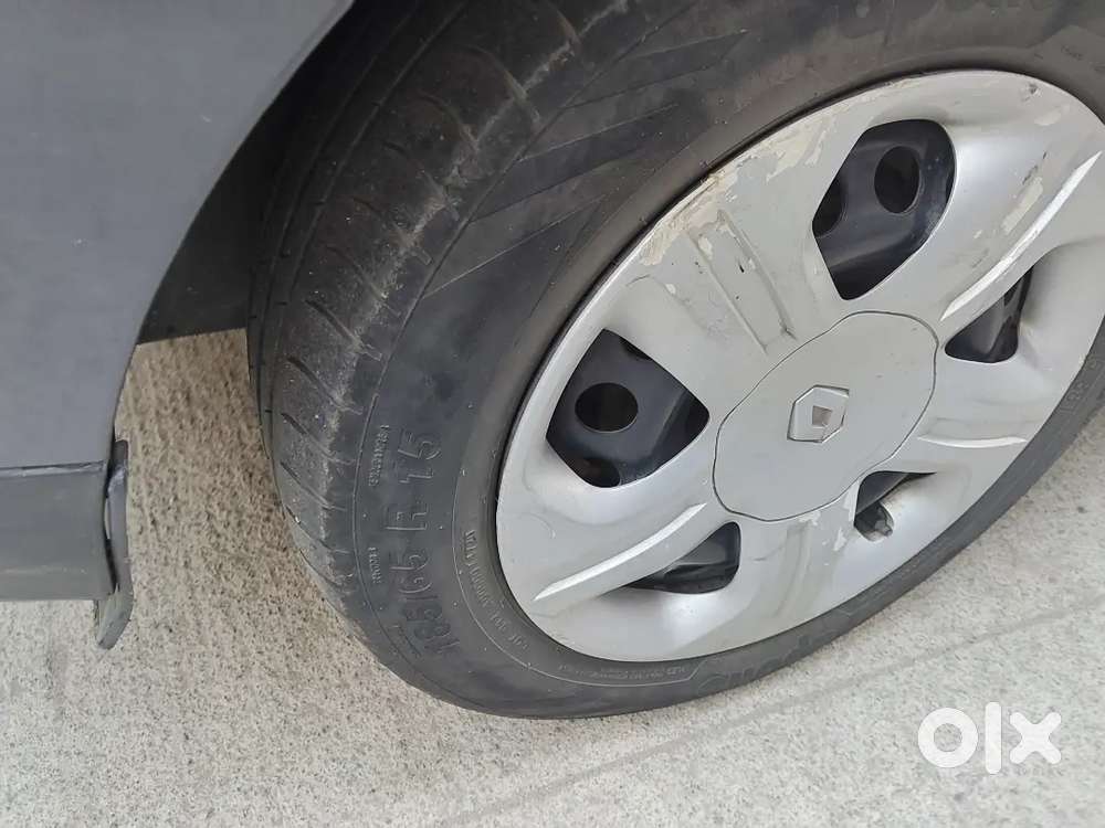 Renault Lodgy Rxl 8-seater  Well Maintained  Smooth Drive