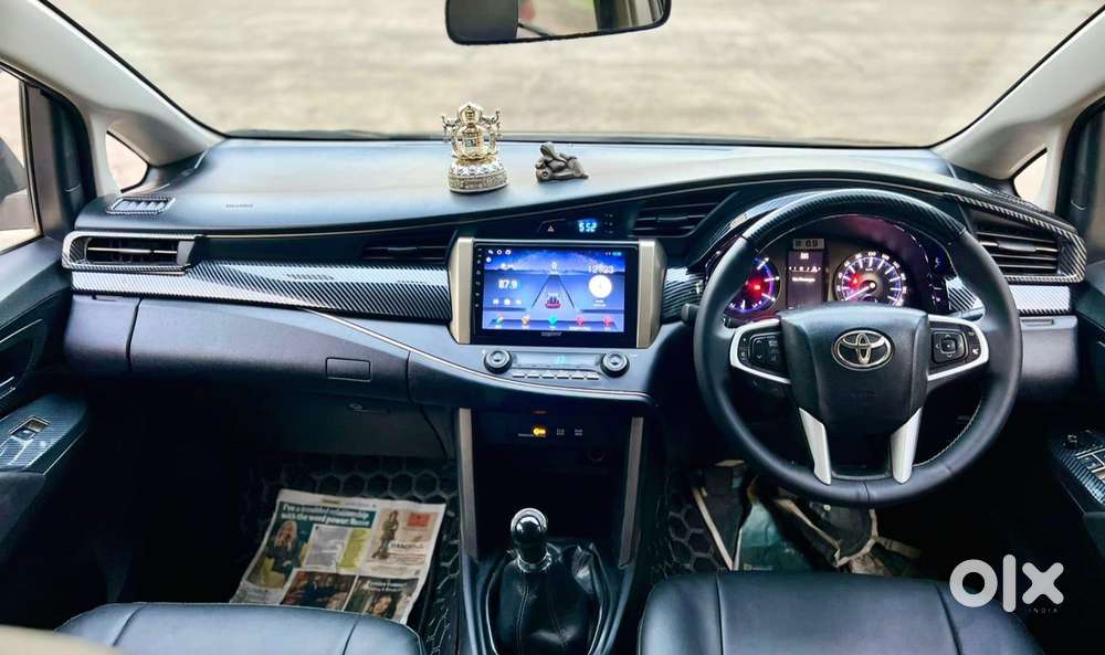 Toyota Innova Crysta 2.4 V 8 Str, 2017, Diesel