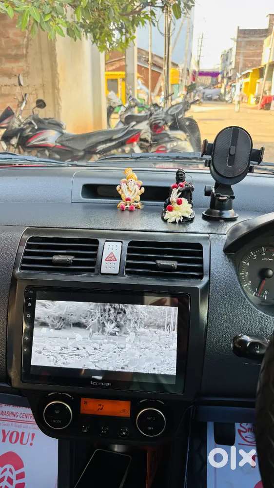Maruti Suzuki Swift 2005 Petrol 136157 Km Driven