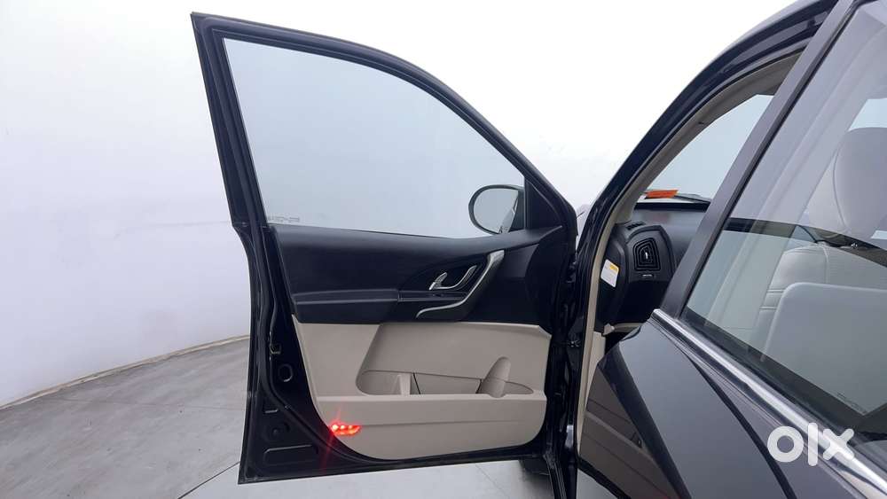 Mahindra Xuv500 2.2 W10, 2016, Diesel