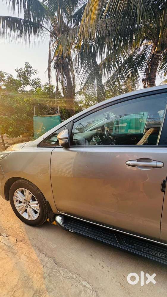 Toyota Crysta  Diesel 2018 -100% Showroom Track