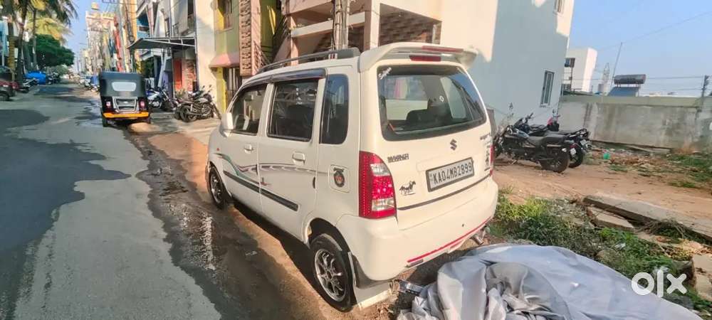 Fully Loded Car Magwell Android System Extra Fog Lamp Are Added