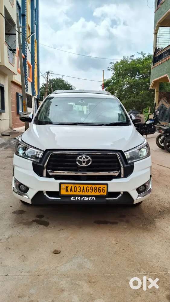 Toyota Innova Crysta 2019