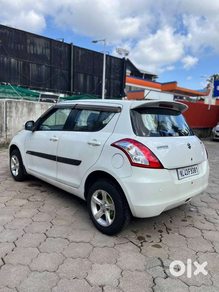Maruti Suzuki Swift Vxi, 2014, Petrol
