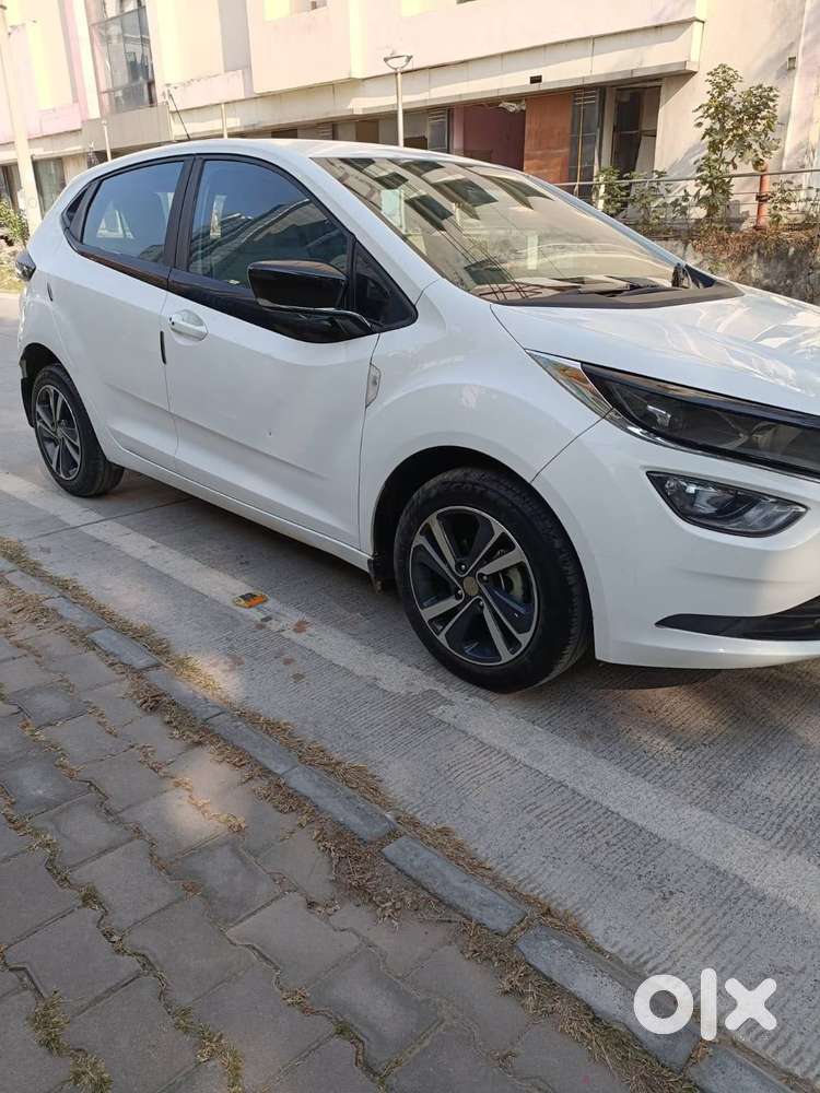 Tata Altroz 1.2 Xz Plus Rtn Dct, 2024, Petrol