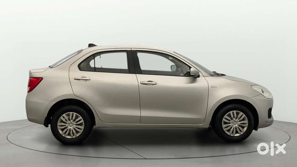 Maruti Suzuki Swift Dzire Amt Vxi, 2018, Petrol