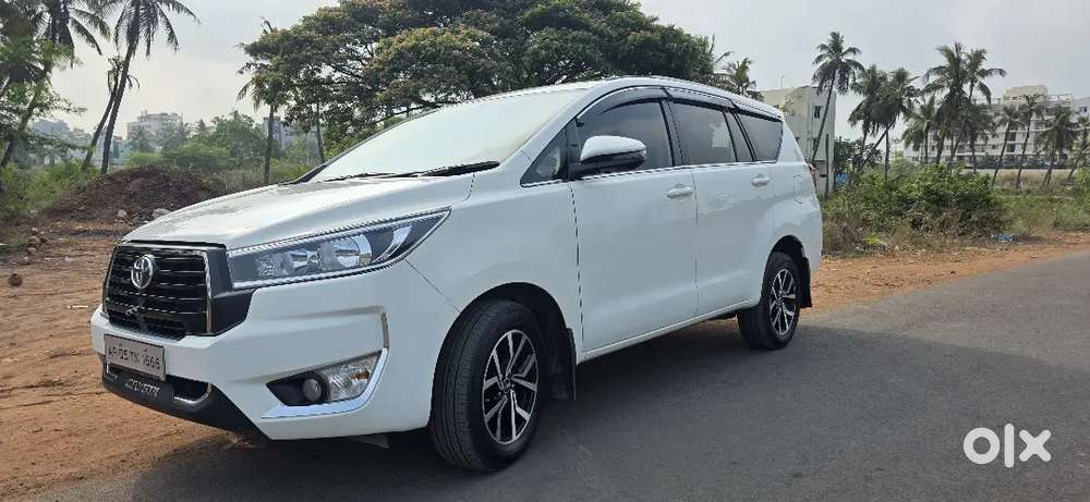 Showroom Track Vehicle