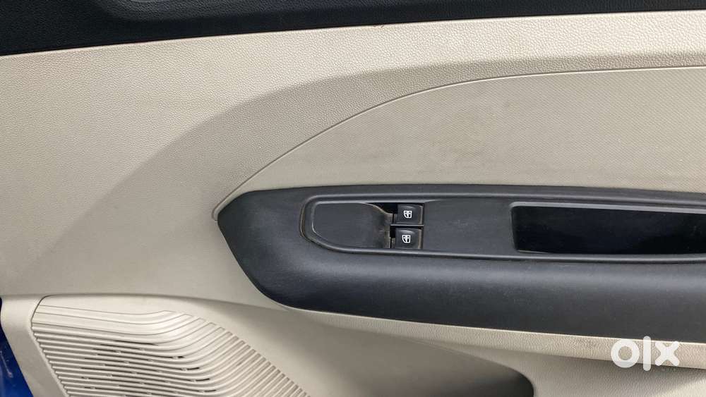 Renault Triber Rxl, 2020, Petrol
