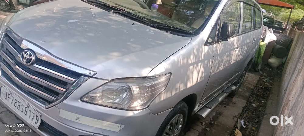 Toyota Innova 2009 Diesel 270000 Km Driven.