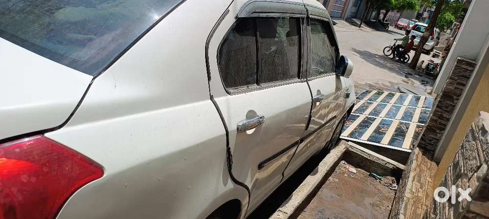 Maruti Dzire 2011 Diesel Manual