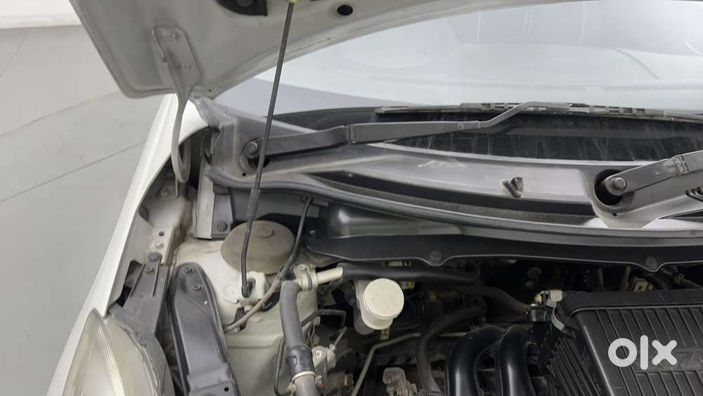 Maruti Suzuki Swift Vvt Vxi, 2017, Petrol