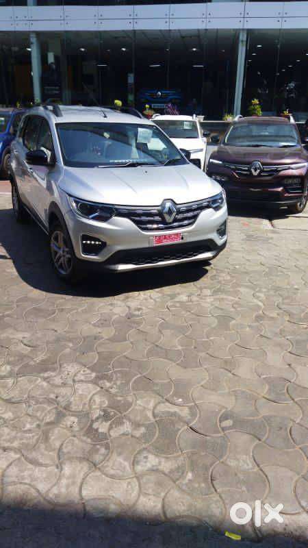Renault Triber Rxz 2022 Model