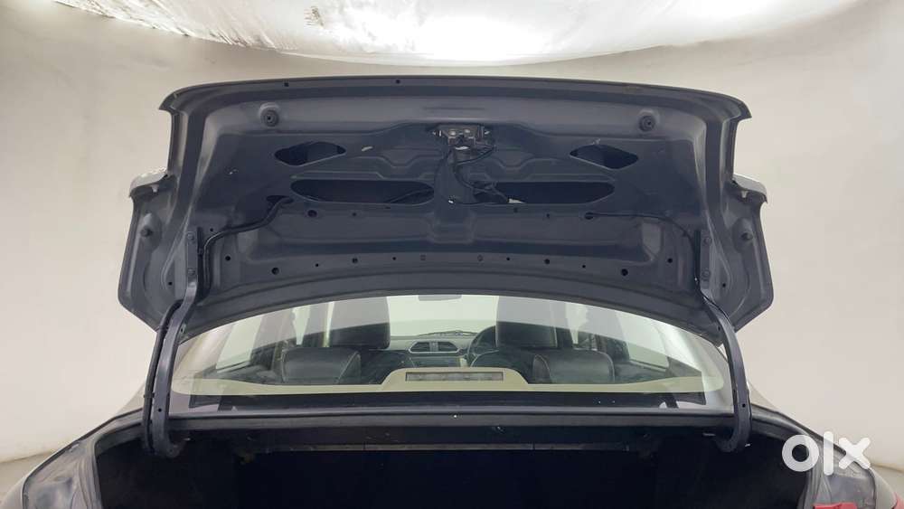 Maruti Suzuki Dzire 1.2 Vxi Amt, 2018, Petrol