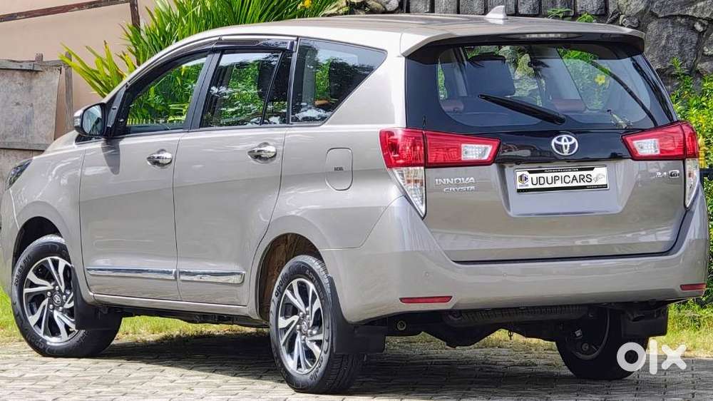 Toyota Innova Crysta, 2025, Diesel
