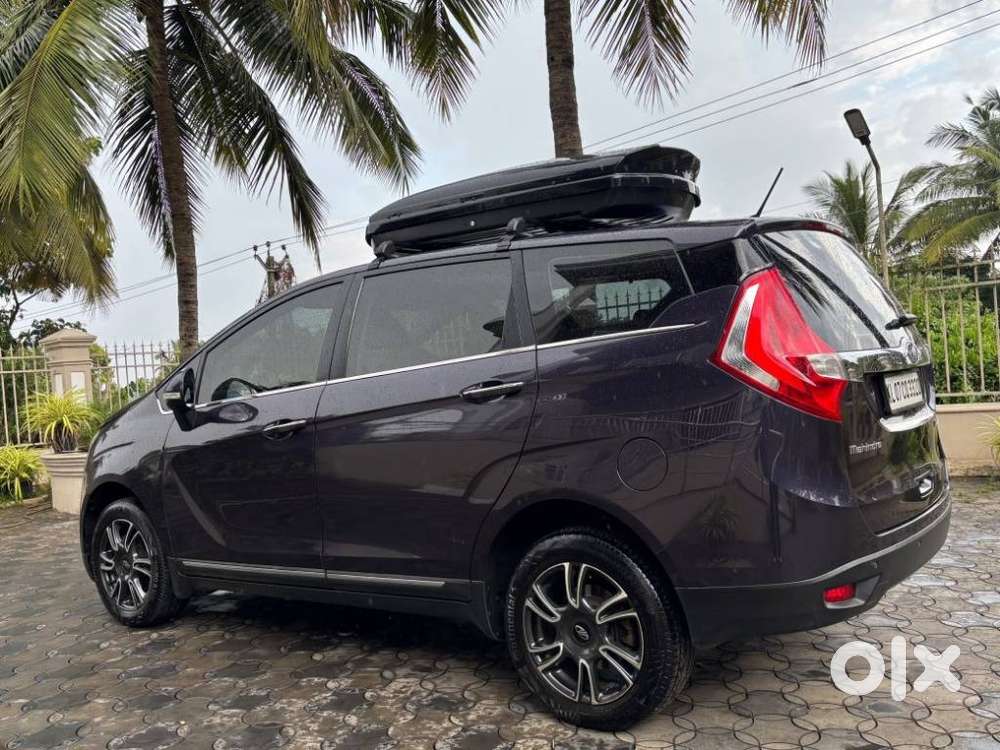 Mahindra Marazzo M8, 2018, Diesel