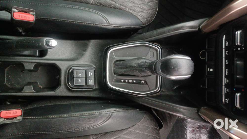 Maruti Suzuki Grand Vitara 1.5 Alpha Plus Intelligent Hybrid Ecvt, 2..