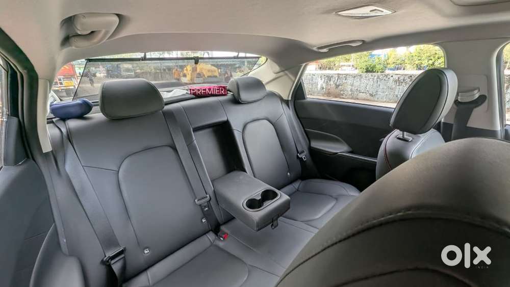 2025 Hyundai Verna 1.6 Sx (o) Dct Turbo