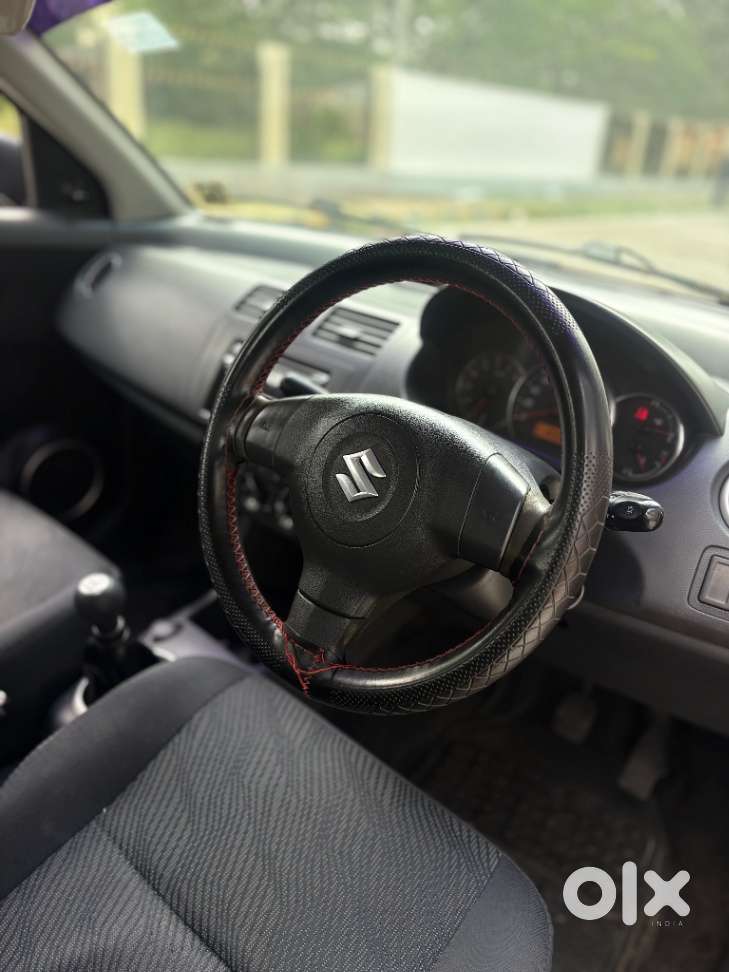 Maruti Suzuki Swift 1.3 Vxi, 2010, Petrol