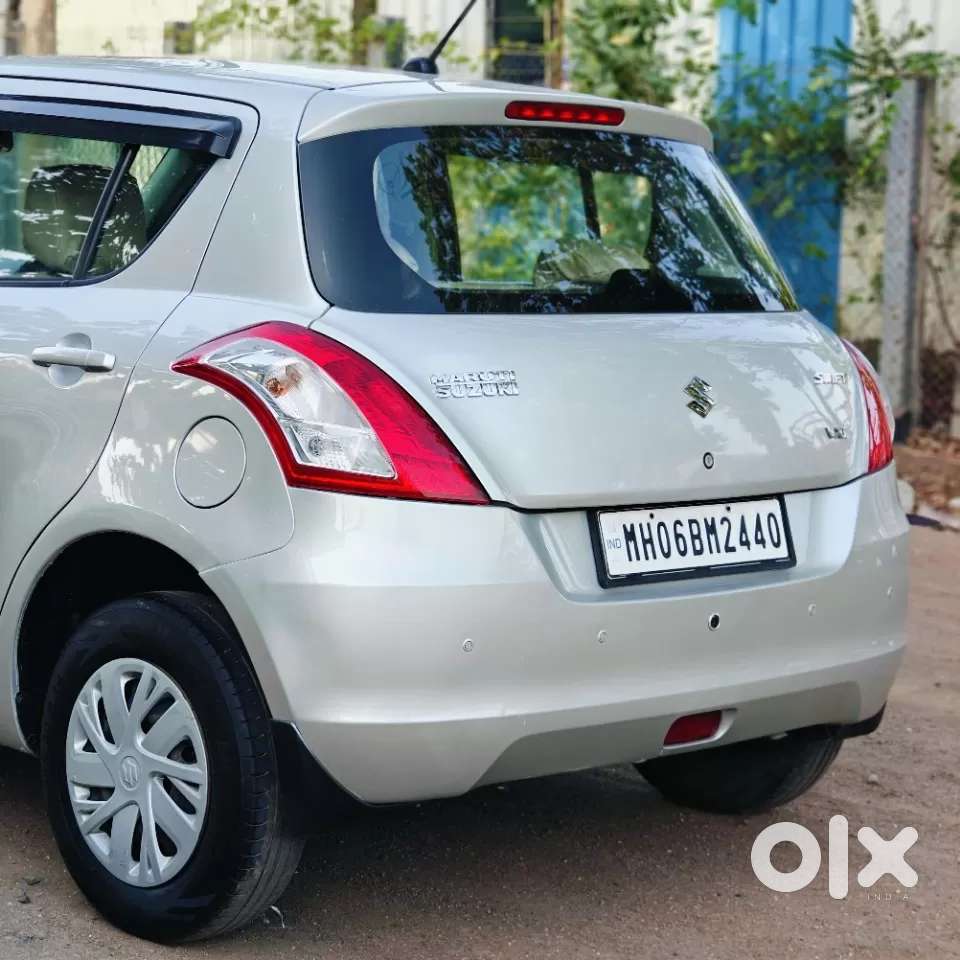 Maruti Suzuki Swift Vxi, 2015, Petrol