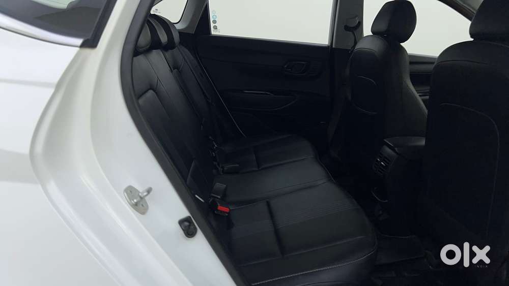 Hyundai New I20 1.0 Asta (o) Turbo Dct, 2023, Petrol