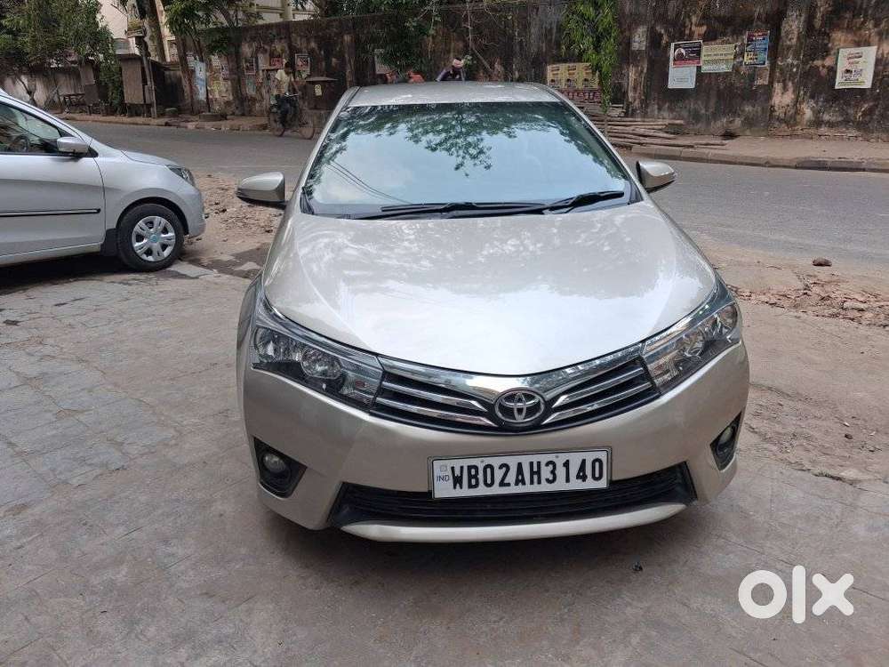 Toyota Corolla Altis 1.8 G, 2015, Petrol