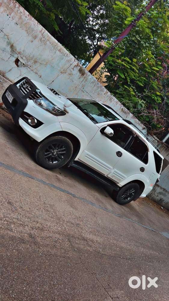 Toyota Fortuner Diesel 2015