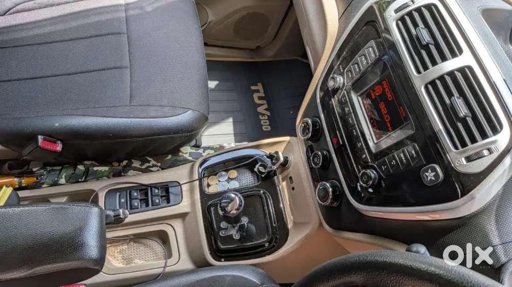 Mahindra Tuv 300 10 Diesel Amt