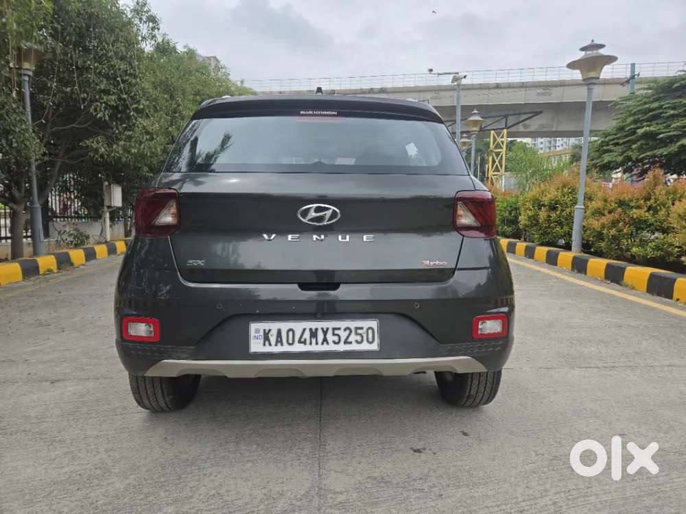 Hyundai Venue 1.0 Sx (o) Turbo Dct, 2020, Petrol