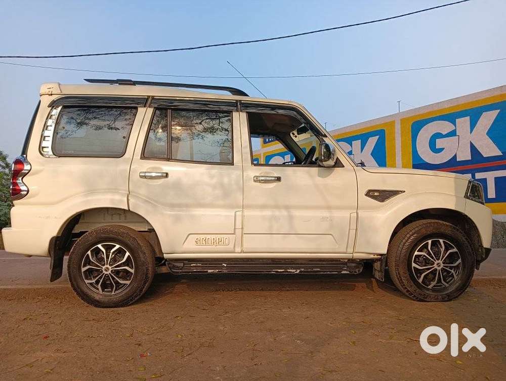 Mahindra Scorpio S3, 2018, Diesel