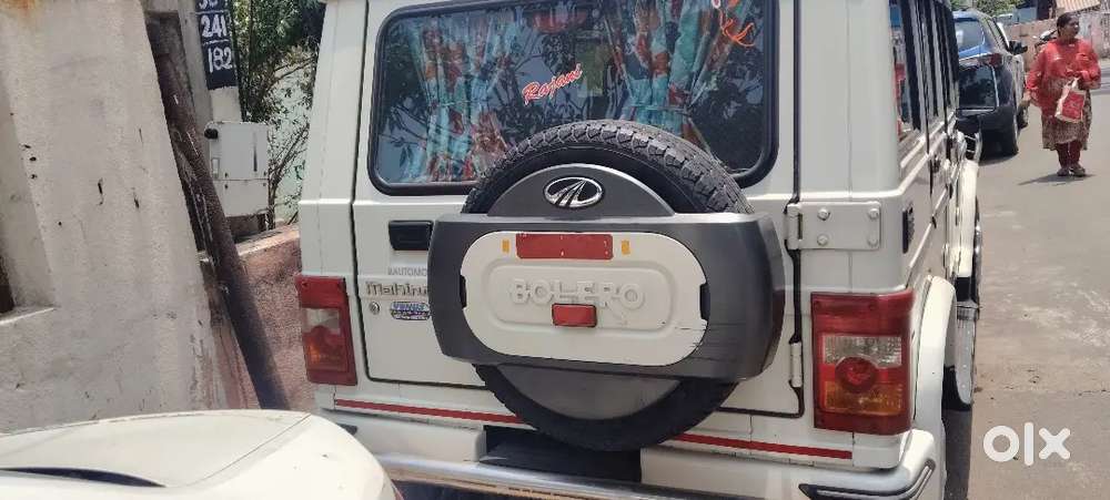 Bolero Mahindra Power+slx 7sea