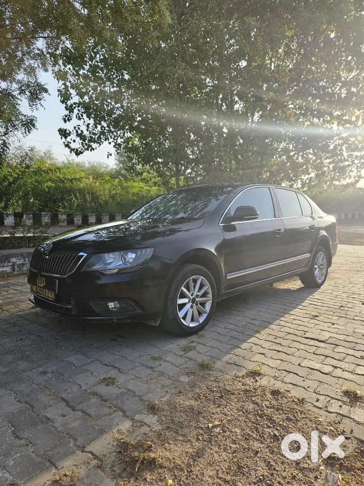 Skoda New Superb 2014 Petrol Good Condition