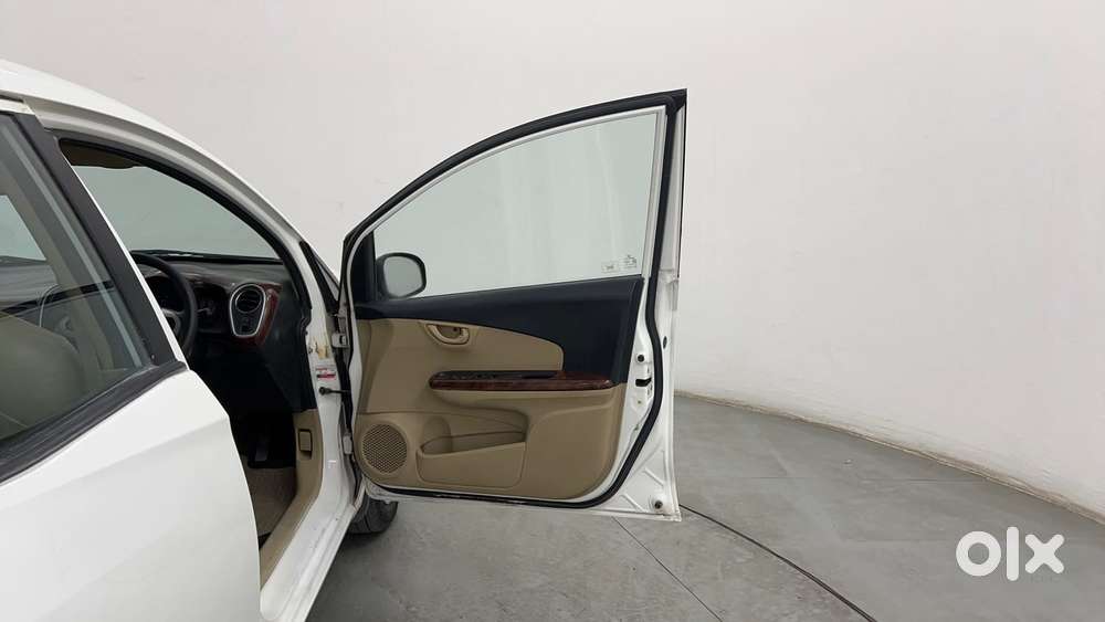 Honda Mobilio V I-vtec, 2015, Petrol