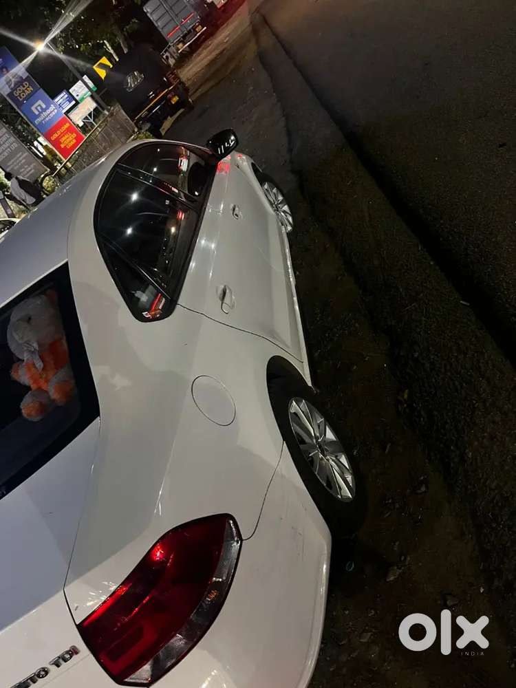 Lease (panayam) Volkswagen Vento 2012