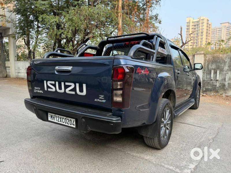 Isuzu V-cross Z 4x4 Mt, 2024, Diesel