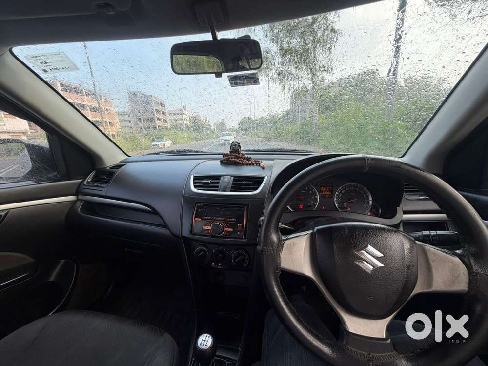 Maruti Suzuki Swift Vxi + Manual, 2014, Petrol