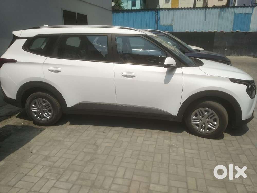 Kia Carens 2024 Petrol Manual