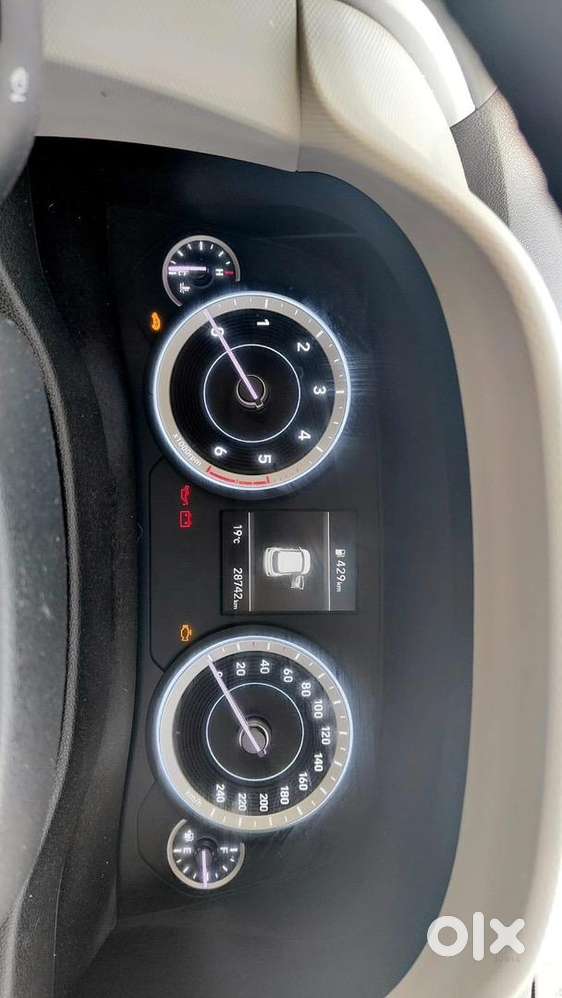 New Condition Hyundai Creta Diesel Well Maintained