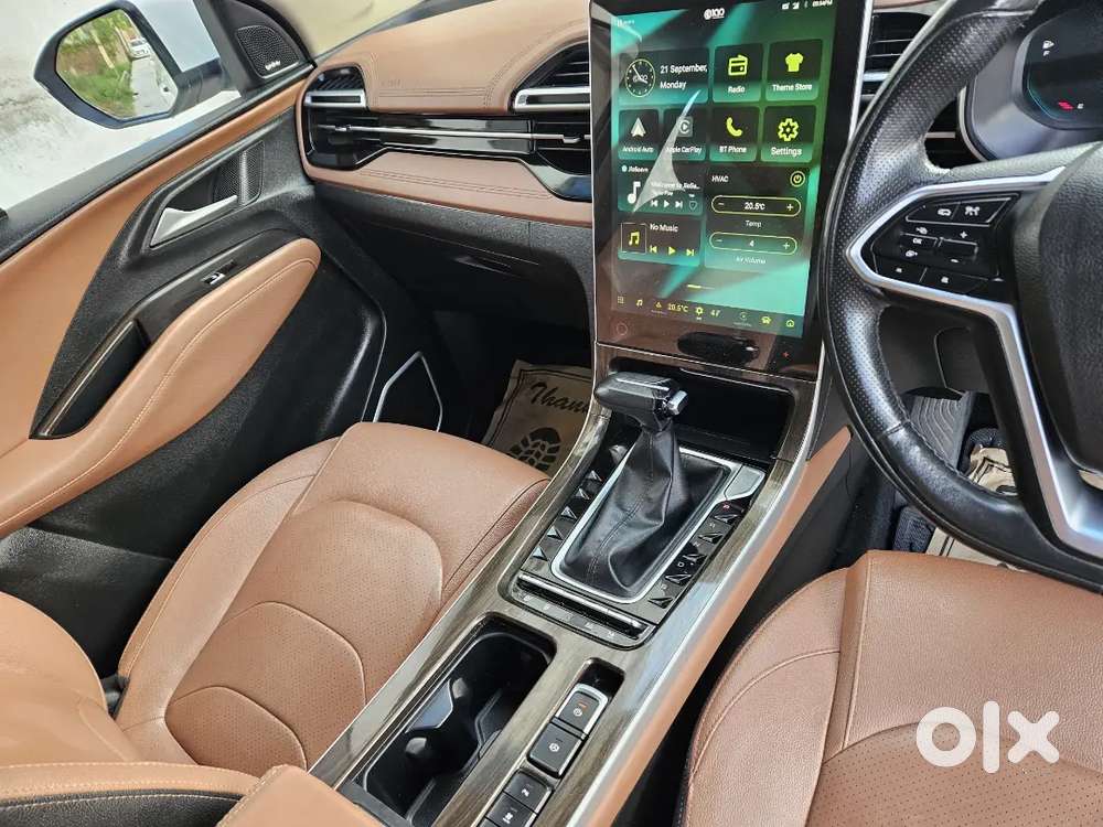 Mg Hector Plus Savvy Pro 2023