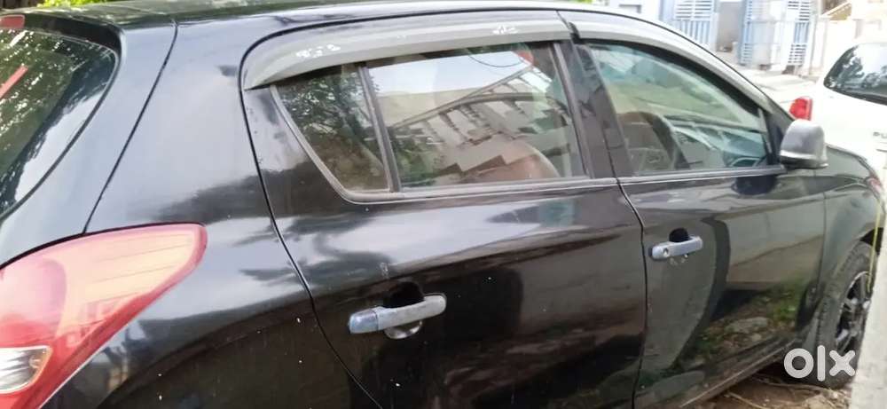 Hyundai I20 2010 Top Model (life Upto 2030)