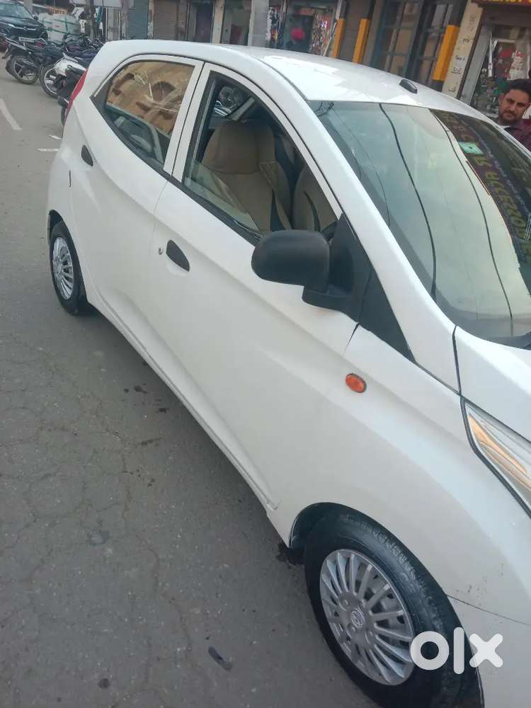 Hyundai Eon 2015 Petrol Well Maintained