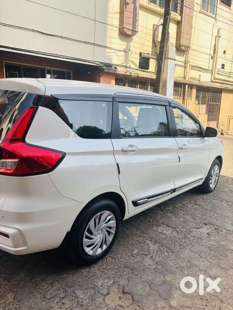 Maruti Suzuki Ertiga 1.5 Vxi Shvs, 2024, Petrol