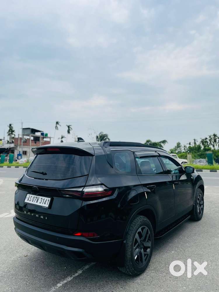 Tata Safari 2.0 Xz Plus 6 S Dark Edition, 2023, Diesel