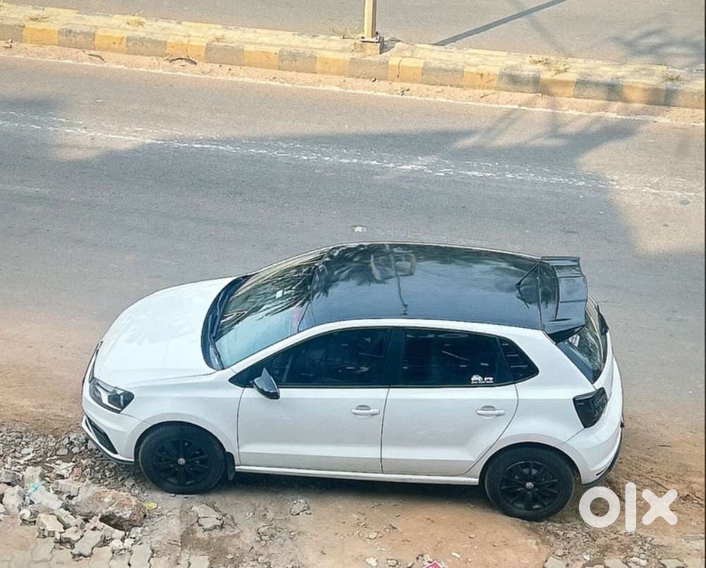 Volkswagen Polo Highline 2016 Model