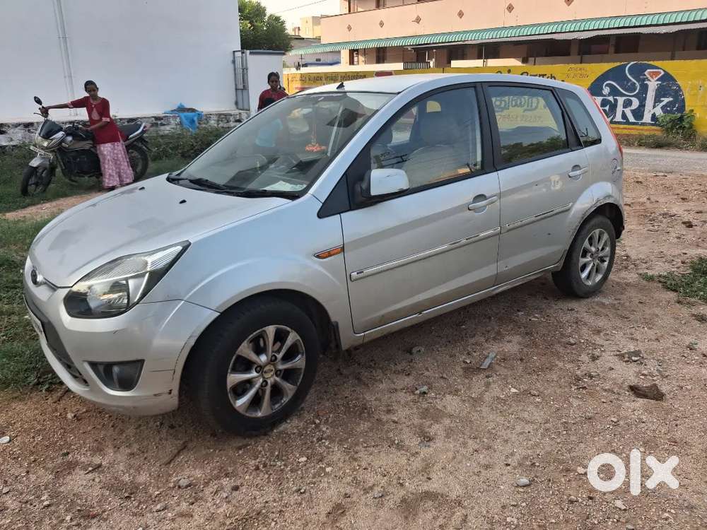 Ford Figo Titanium Plus 2011 Petrol Manual