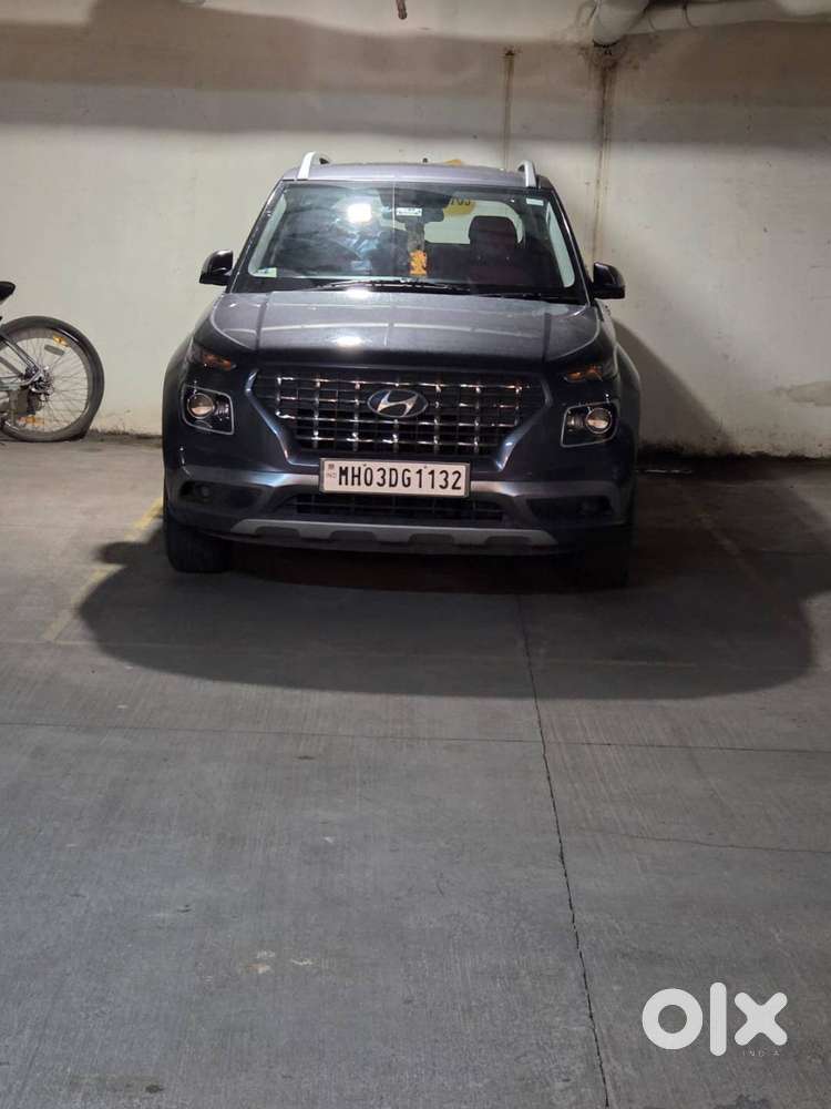Hyundai Venue 2019 Petrol Well Maintained