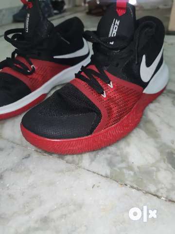 Nike zoom hotsell assersion red