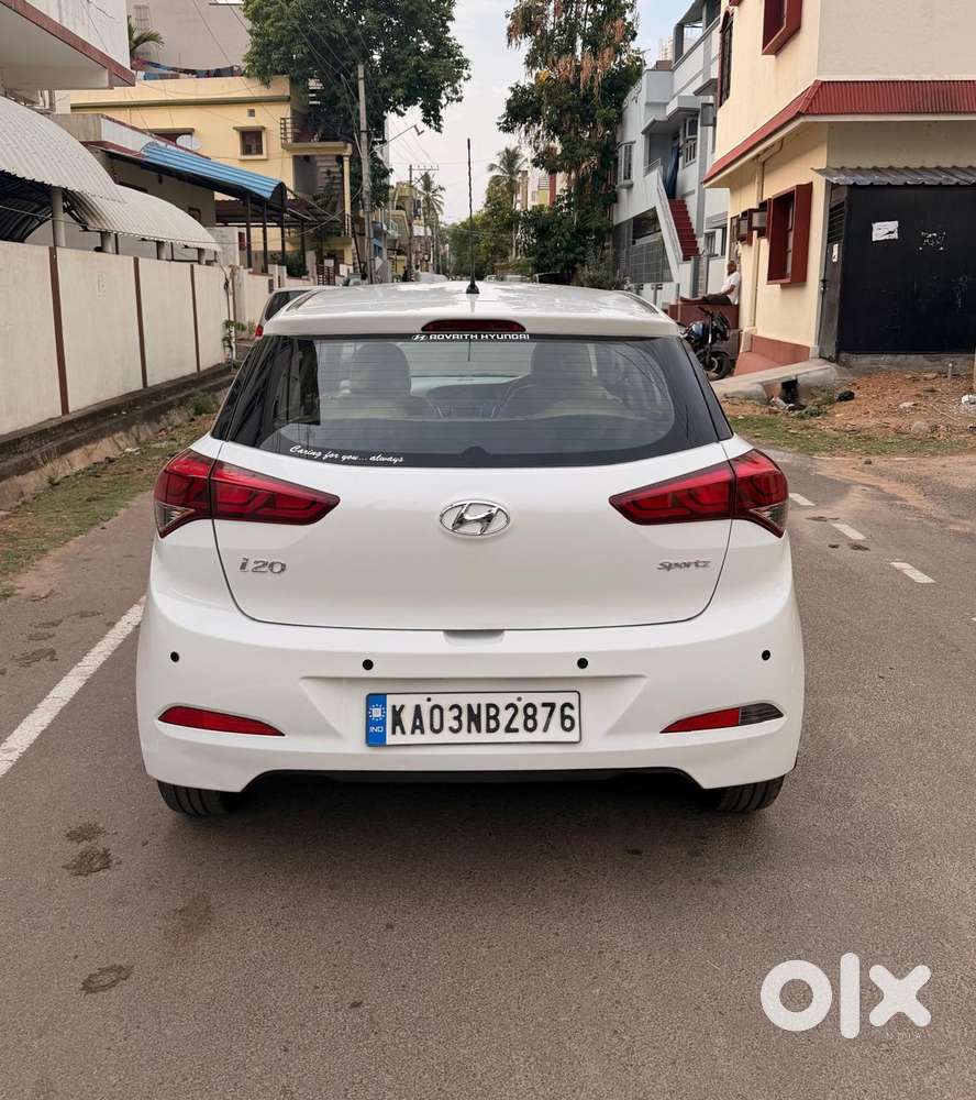 Hyundai I20 Sportz 1.2 Bs-iv, 2017, Petrol