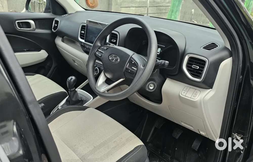 Hyundai Venue Sx 1.2 Mt Knight Edition, 2025, Petrol