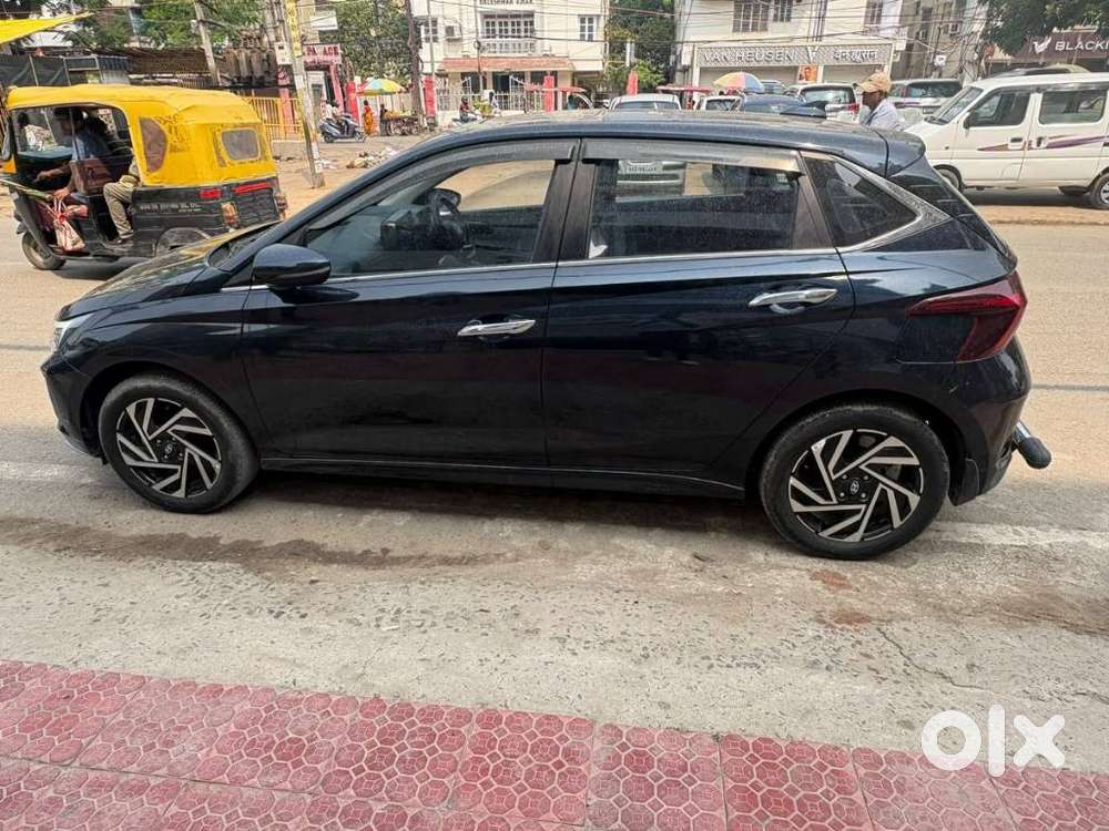 Hyundai I20 Asta (o) 1.2 Mt, 2024, Petrol